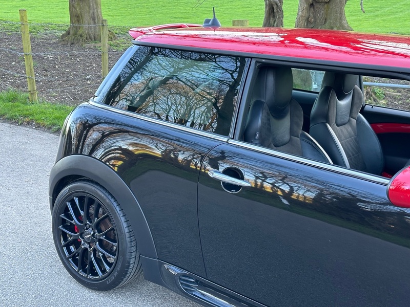 MINI JOHN COOPER WORKS
