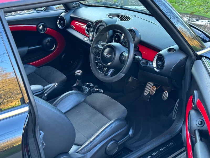 MINI JOHN COOPER WORKS