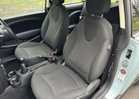 MINI HATCH