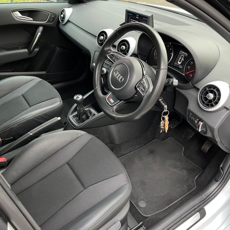 AUDI A1