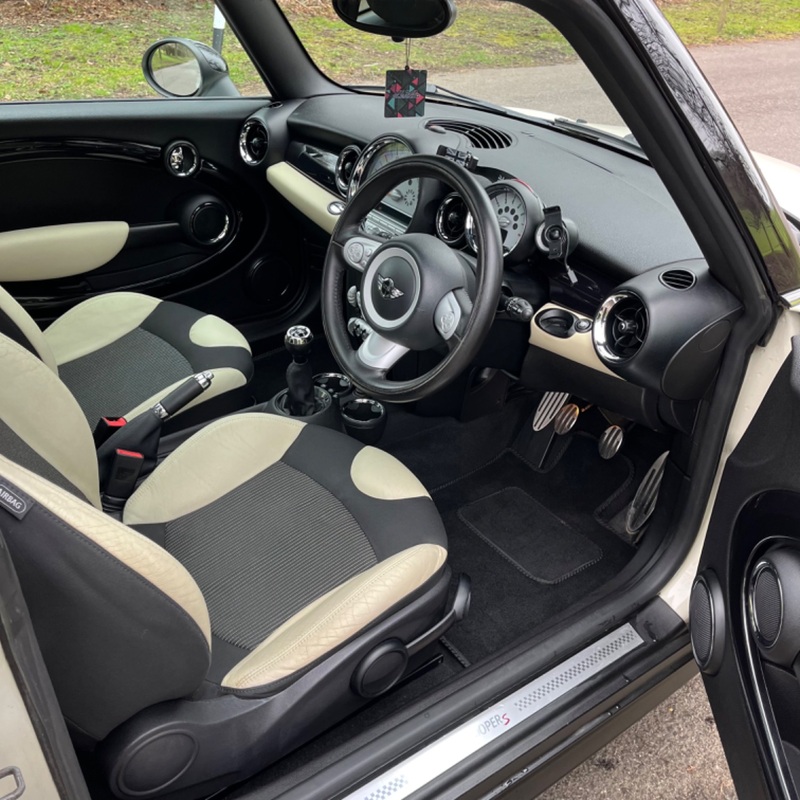 MINI HATCH COOPER S