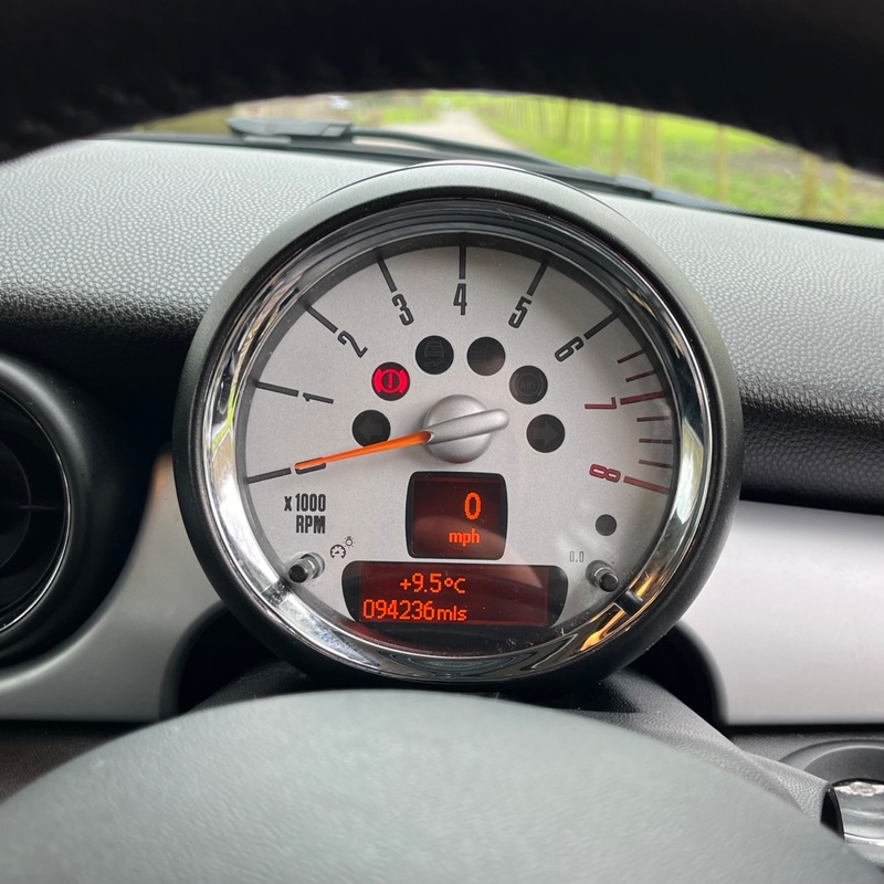 MINI HATCH FIRST