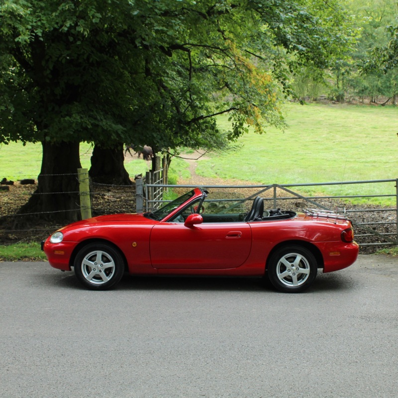 MAZDA MX-5
